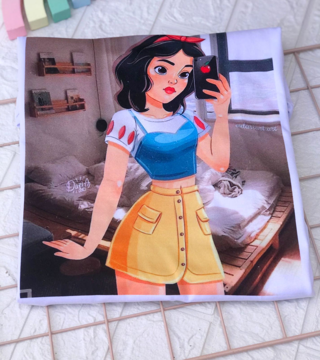 Adult size shirt - Snow White