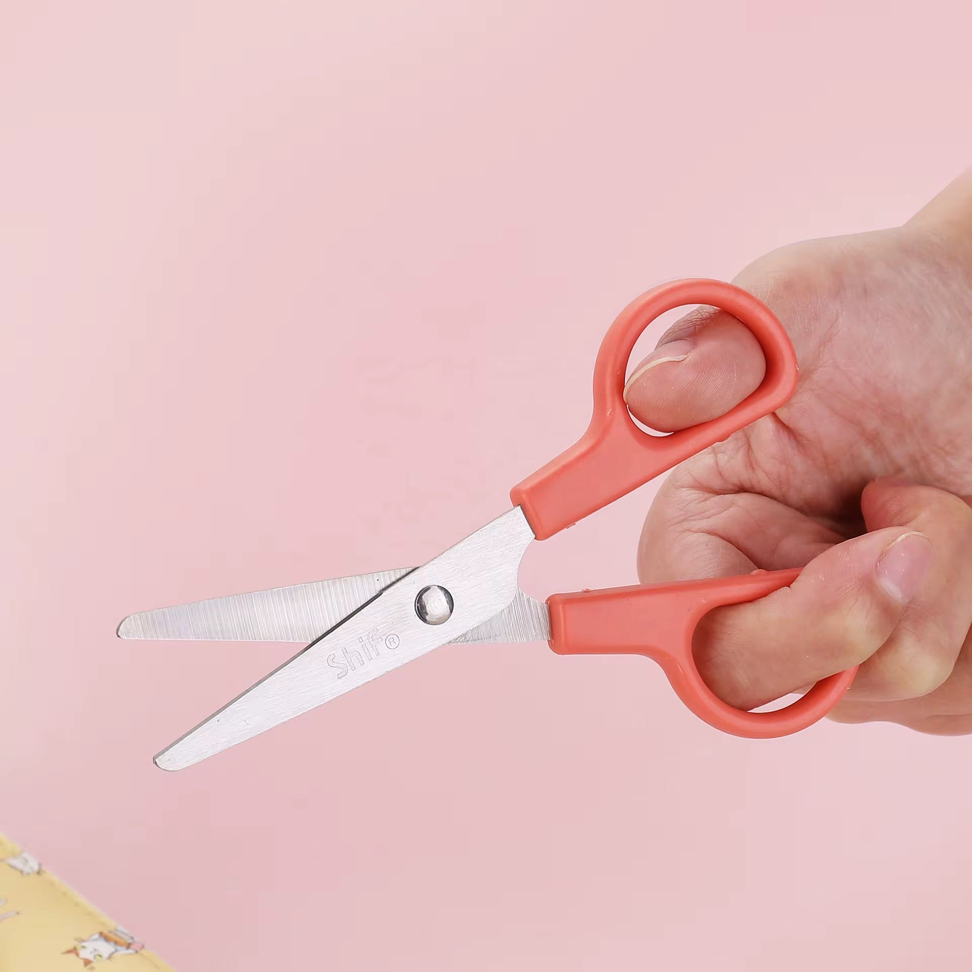 Cartoon kids safety scissors